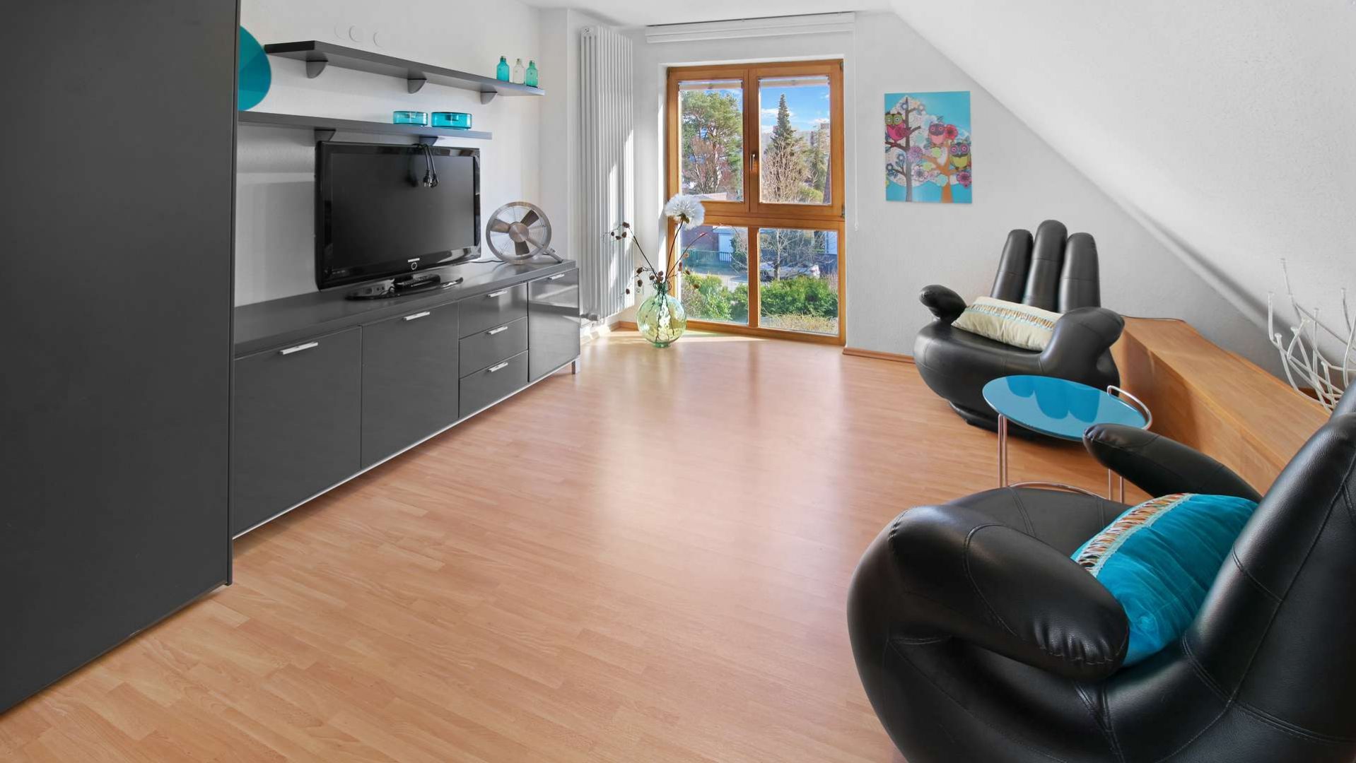 Fernseh-/Gästezimmer