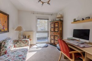 Kinderzimmer / Arbeitszimmer