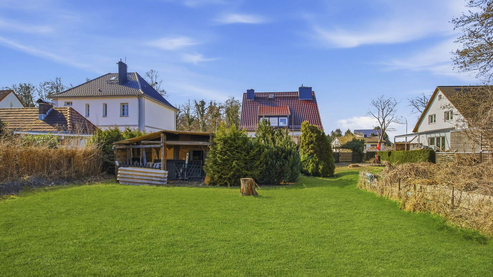 926 m² großes Grundstück