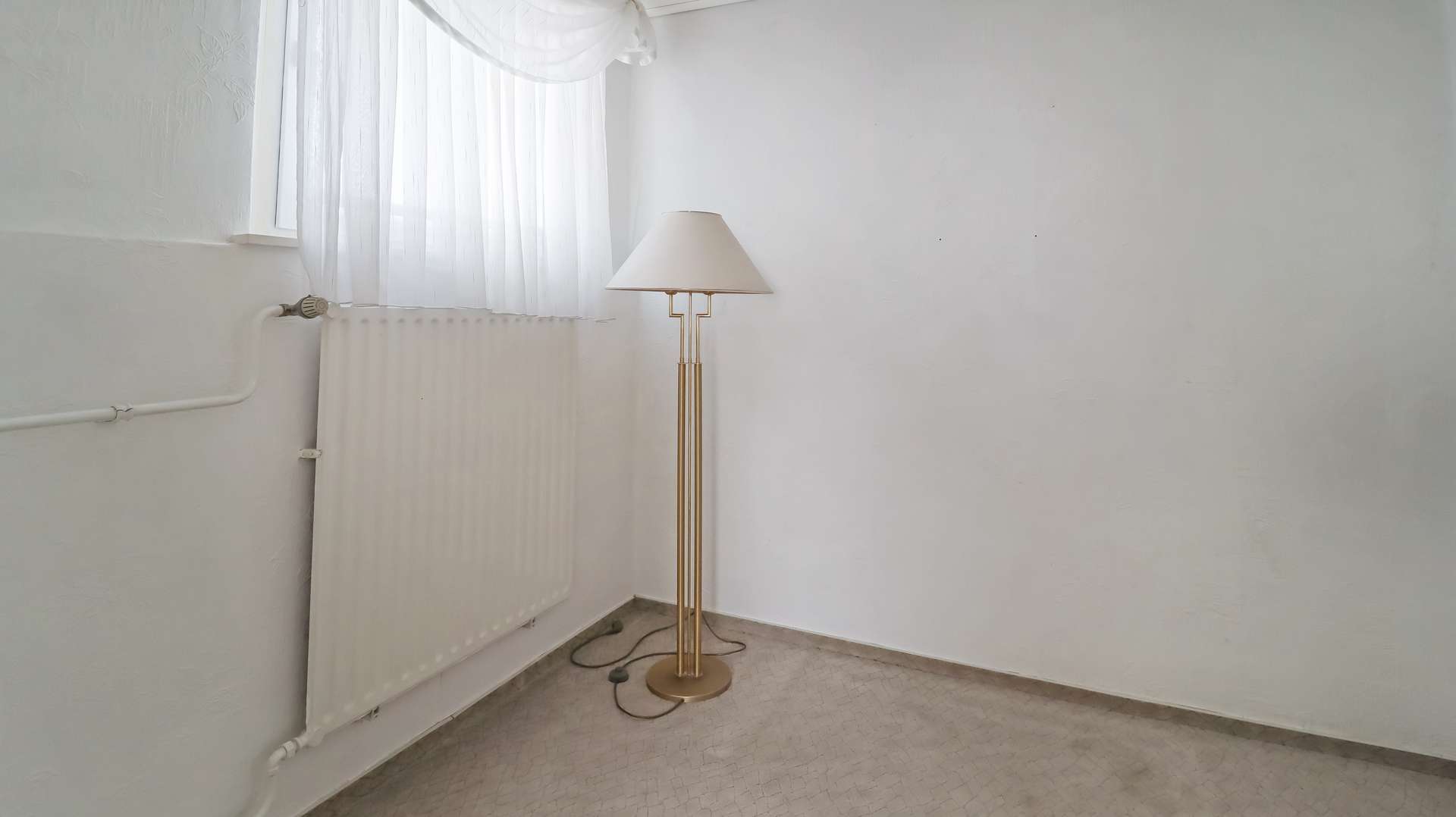 Kleines Zimmer im OG