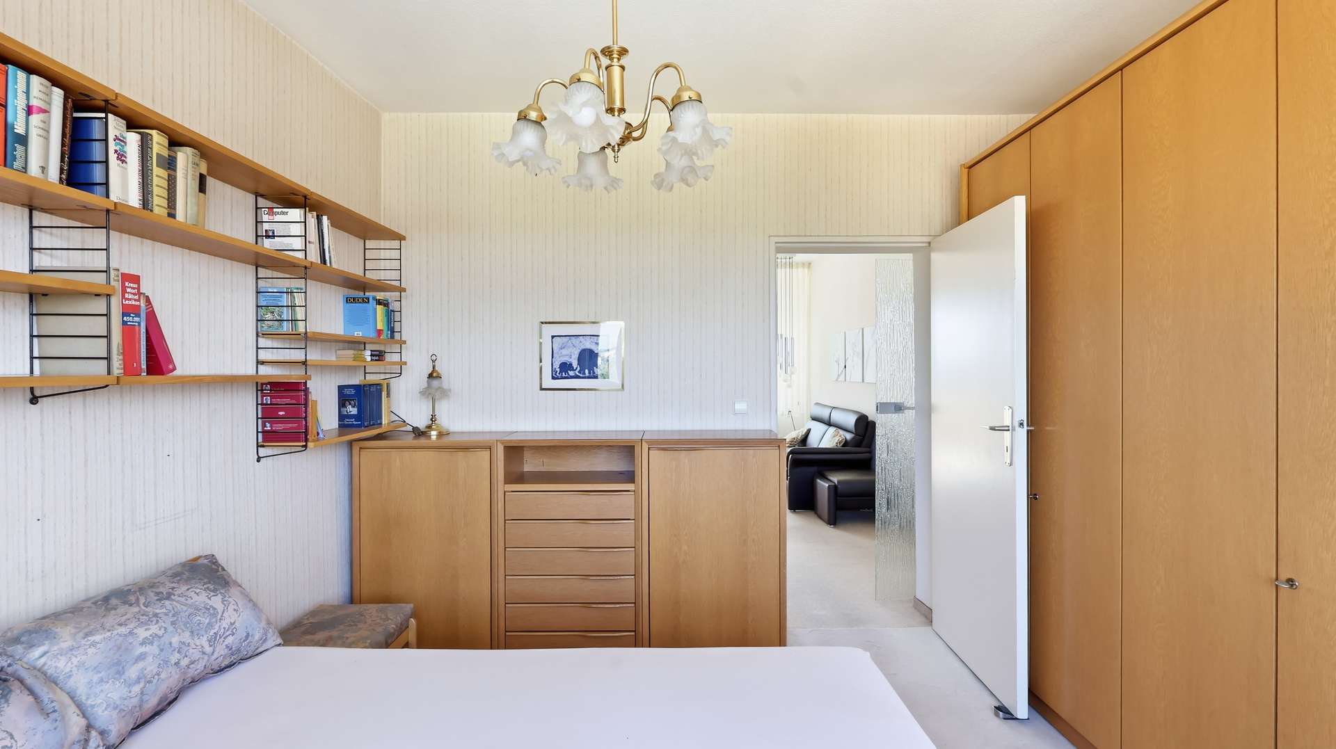 Schlafzimmer (2)