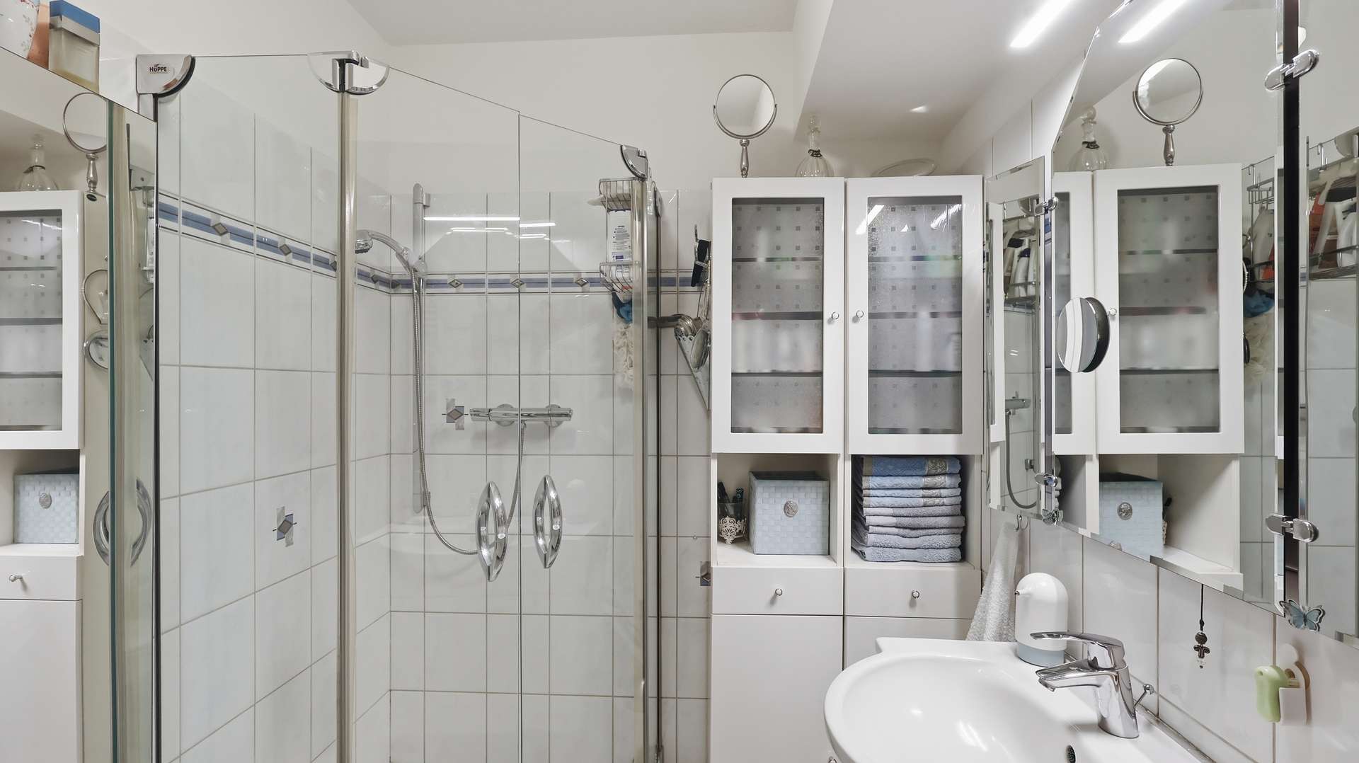 Bad mit Dusche