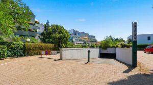 Einfahrt zur Tiefgarage