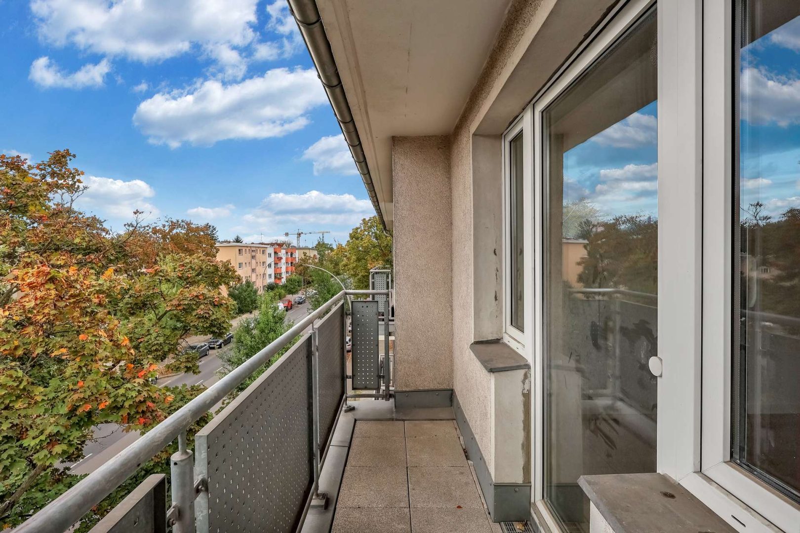 Überdachter Balkon