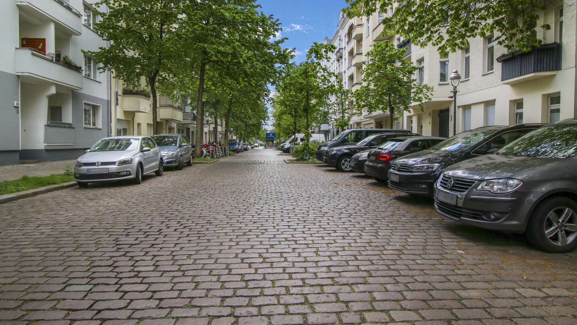 Straßenansicht